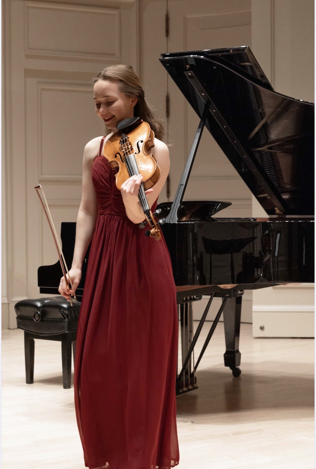 Eliane Menzel, Violinist — AYA artist portrait