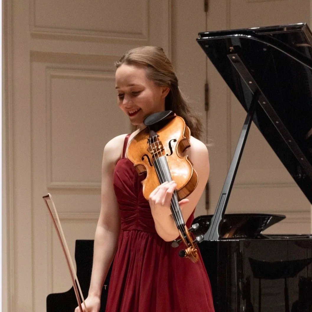 Eliane Menzel, Violinist — AYA artist portrait