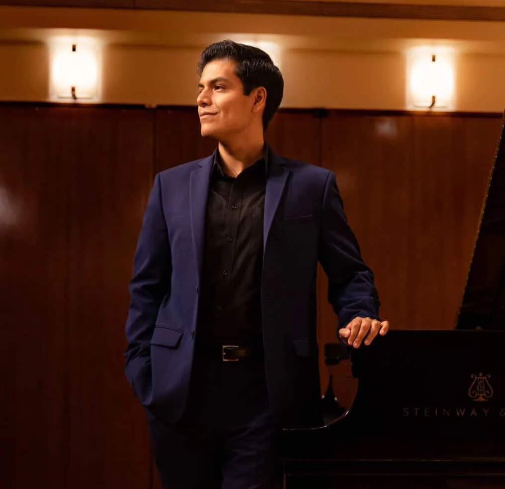 Giancarlo Llerena, Pianist — AYA artist portrait