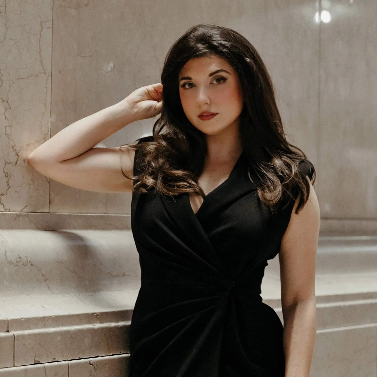 Olivia Rose Manna, Mezzo-Soprano — AYA artist portrait