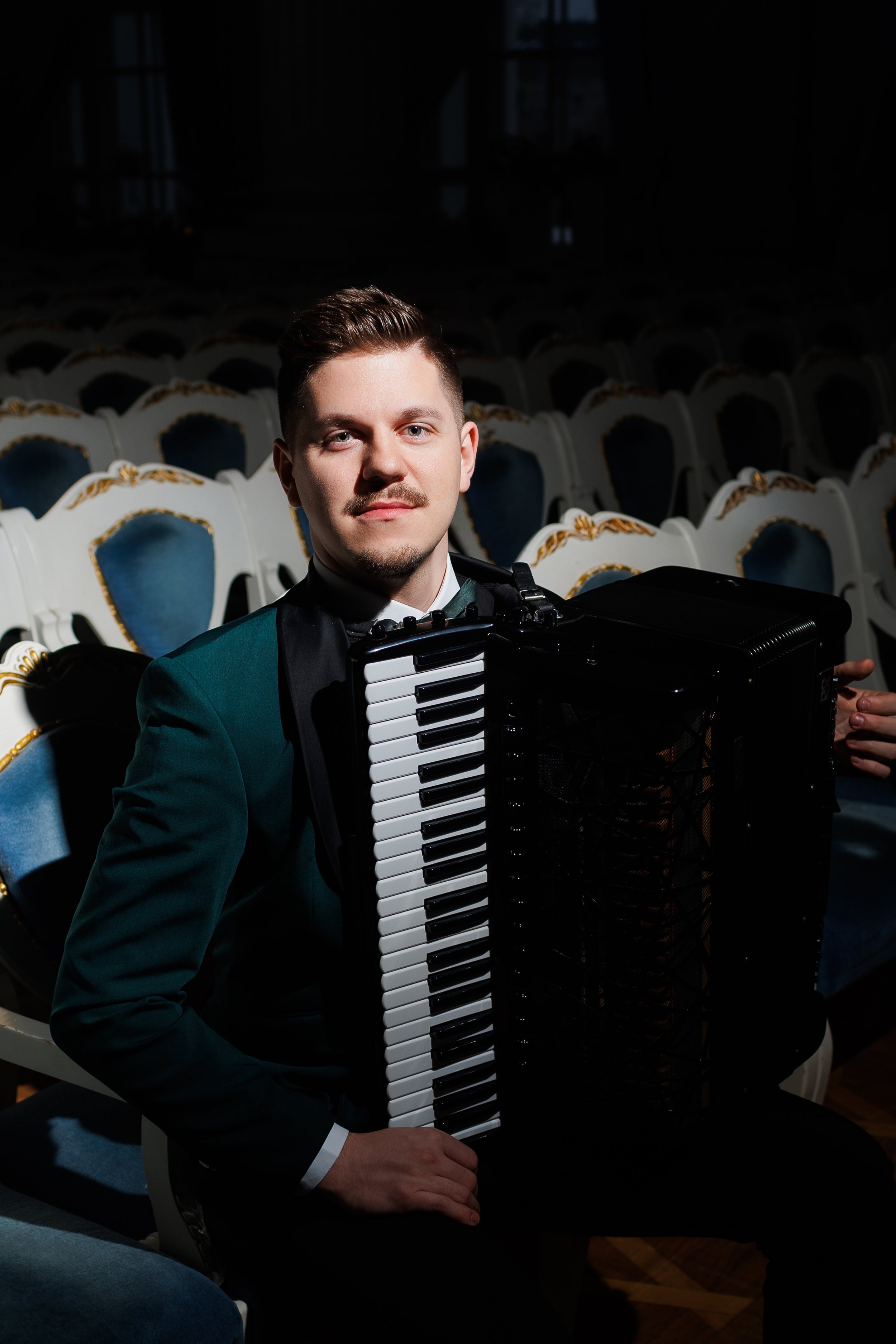 Radu Ratoi, Accordionist — AYA artist portrait