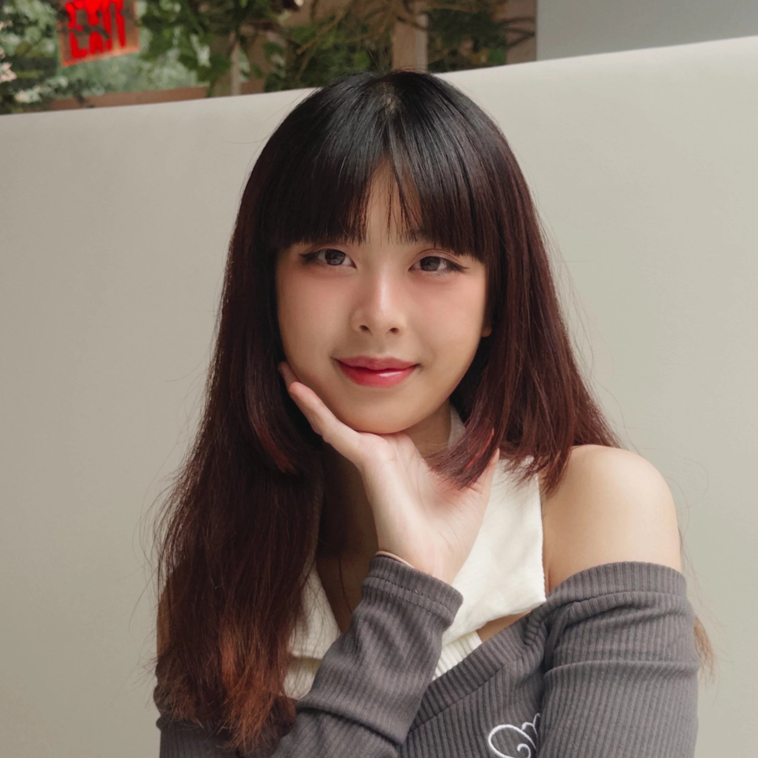 Sarah Tuan, Pianist — AYA artist portrait