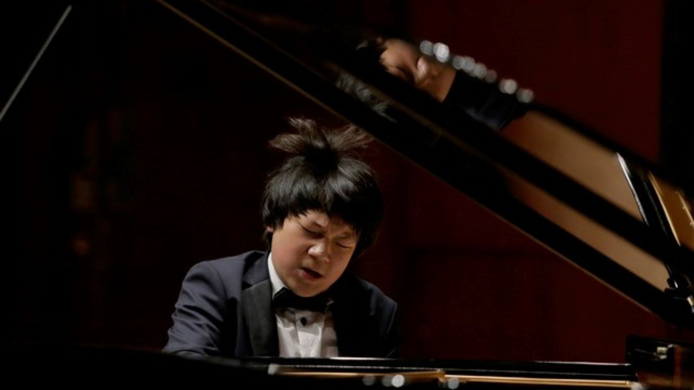Taige Wang, pianist / composer; AYA artist member